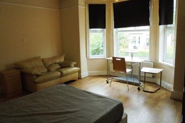 8 bed house, Mauldeth Road, Fallowfield, Manchester, M204WD - Image 9
