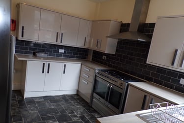 9 bed house, Everett Road, Fallowfield, Manchester, M203EA - Image 2