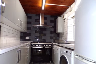 6 bed house, Derby Road, Fallowfield, Fallowfield, Manchester, M146US - Image 3