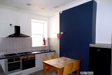 8 bed house, Booth Avenue, Fallowfield, Manchester, M146RB - Image 7