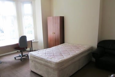9 bed house, Mauldeth Road, Fallowfield, Manchester, M204NF - Image 5
