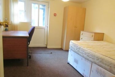 9 bed house, Mauldeth Road, Fallowfield, Manchester, M204NF - Image 9