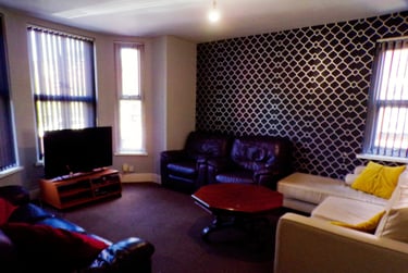9 bed house, Everett Road, Withington, Manchester, M203EA - Image 1