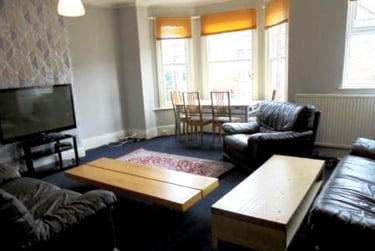 7 bed house, Goulden Road, West Didsbury, Manchester, M204ZF - Image 1