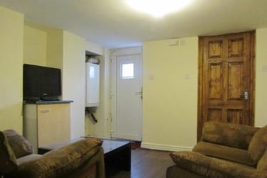 2 bed flat, Mauldeth Road, Fallowfield, Manchester, M146SP - Image 4