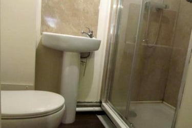 2 bed flat, Mauldeth Road, Fallowfield, Manchester, M146SP - Image 5