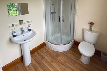 6 bed house, Marle Hill Road, Francis Close Hall, Cheltenham, GL504LP - Image 6