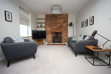 4 bed house, Fairview Street, City Centre, Cheltenham, GL522JJ - Image 1