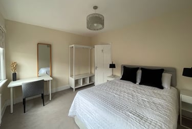 4 bed house, Alstone Avenue, St Pauls, Cheltenham, GL518EJ - Image 3