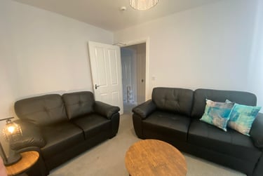 5 bed house, Longhorn Avenue, Kingsholm, Gloucester, GL12BL - Image 2