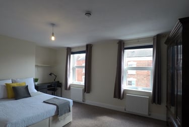 6 bed house, Cromwell Street, City Centre, Gloucester, GL11RE - Image 2