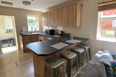 8 bed house, Monson Avenue, City Centre, Cheltenham, GL504EN - Image 7
