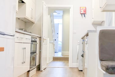 7 bed house, Portland Square, Pittville, Cheltenham, GL522HS - Image 8