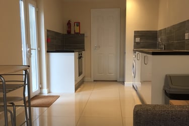 3 bed flat, King edward road, Brynmill, Swansea, SA14LN - Image 9