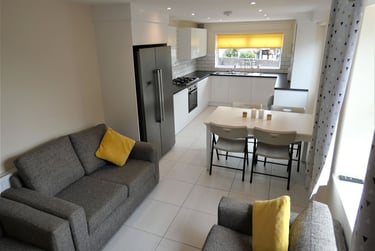 6 bed house, Brynmill Avenue, Brynmill, Swansea, SA20BT - Image 2