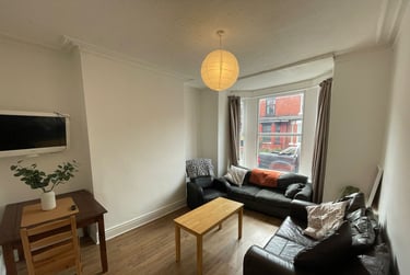 4 bed house, Cawdor Road, Fallowfield, Manchester, M146LR - Image 1