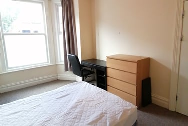5 bed house, Furness Road, Fallowfield, Manchester, M146LY - Image 1
