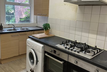 8 bed house, Amherst Road, Fallowfield, Manchester, M146UQ - Image 4