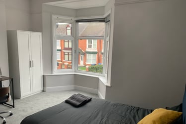 4 bed house, Ayresome Street, Linthorpe Village, Middlesbrough, TS14NL - Image 1