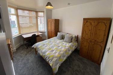 1 bed flat, Grafton Street, Hillfields, Coventry, CV12HX - Image 1