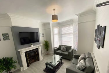 6 bed house, St. Georges Road, Ball hill, Coventry, CV12DJ - Image 1