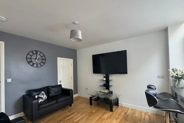 5 bed house, Irving Road, Hillfields, Coventry, CV12AX - Image 1
