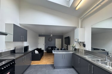 5 bed house, Irving Road, Hillfields, Coventry, CV12AX - Image 3