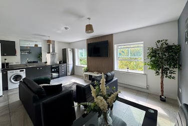 4 bed flat, Willowbank Mews, Hillfields, Coventry, CV12BN - Image 1