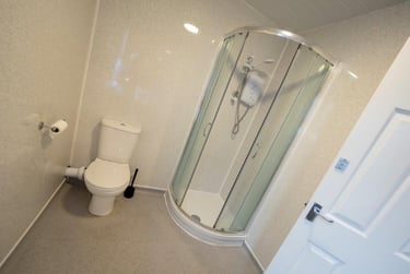 6 bed house, St. Georges Road, Ball hill, Coventry, CV12DJ - Image 4