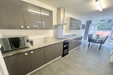 6 bed house, St. Georges Road, Ball hill, Coventry, CV12DJ - Image 7