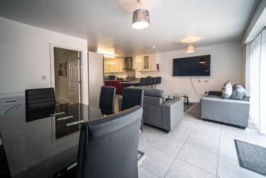 11 bed house, Willowbank Mews, Hillfields, Coventry, CV12BN - Image 2