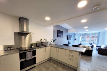 8 bed house, Lower Ford Street, Hillfields, Coventry, CV15PS - Image 3