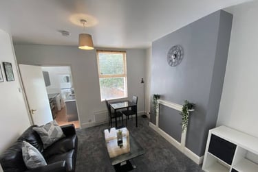 1 bed flat, Grafton Street, Hillfields, Coventry, CV12HX - Image 4