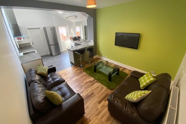 5 bed house, Irving Road, Hillfields, Coventry, CV12AX - Image 1