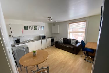 1 bed flat, Lower Ford Street, Hillfields, Coventry, CV15PS - Image 4