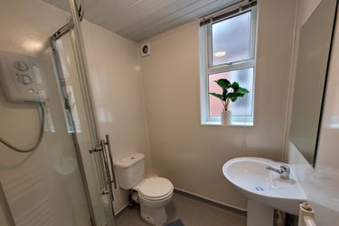 6 bed house, St. Georges Road, Ball hill, Coventry, CV12DJ - Image 14