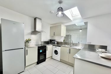 1 bed studio, Lower Ford Street, Hillfields, Coventry, CV15PS - Image 6