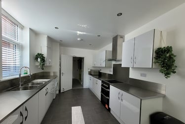 6 bed house, St. Georges Road, Ball hill, Coventry, CV12DJ - Image 9