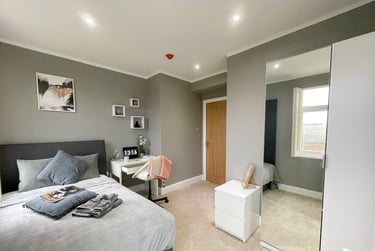 11 bed house, St Peters Gardens, Southbridge, Northampton, NN11SX - Image 4