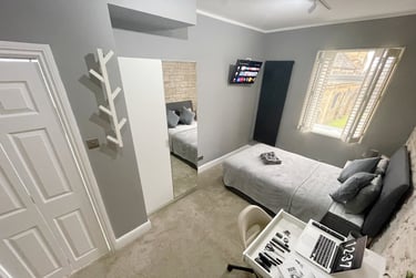 11 bed house, St Peters Gardens, Southbridge, Northampton, NN11SX - Image 6