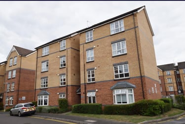 2 bed flat, Beckets View, City Centre, Northampton, NN15NJ - Image 1