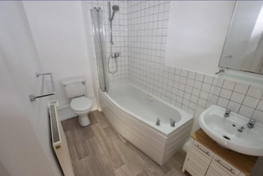 2 bed flat, Beckets View, City Centre, Northampton, NN15NJ - Image 4