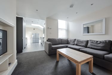 6 bed flat, Lavender Gardens, Jesmond, Newcastle, NE23DD - Image 4