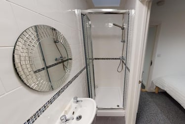 7 bed house, St Pauls Road, University of Portsmouth, Portsmouth, PO54AB - Image 2