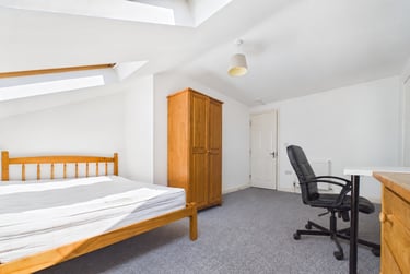 6 bed house, Baileys Road, University of Portsmouth, Portsmouth, PO51EA - Image 2