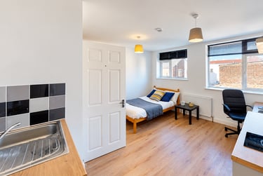1 bed studio, Fraser Road, University of Portsmouth, Portsmouth, PO51EE - Image 10