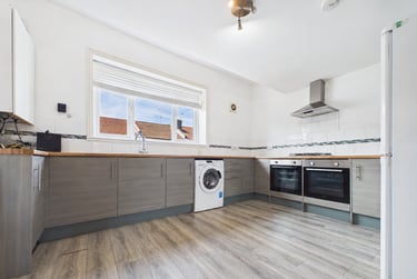6 bed house, Baileys Road, University of Portsmouth, Portsmouth, PO51EA - Image 1