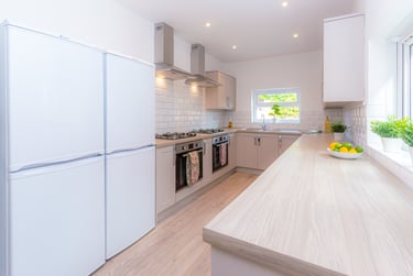 6 bed house, Harold Road, Southsea, Portsmouth, PO40LR - Image 1