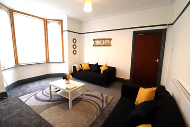 7 bed house, Barrfield Road, Seedley, Salford, M67EL - Image 13