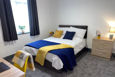 7 bed house, Barrfield Road, Seedley, Salford, M67EL - Image 2
